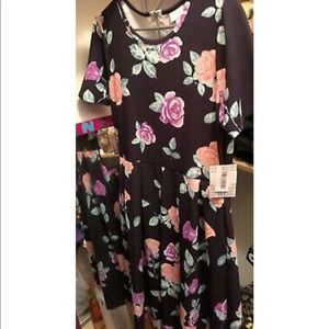 LuLaRoe Dresses - LulaRoe Amelia LuLaRoe Dresses - LulaRoe Amelia